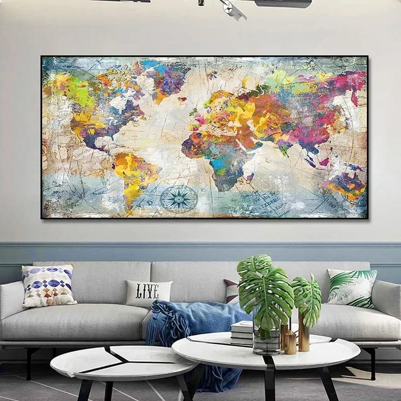 Quadro astratto 'Mondo in Trame Colorate' con intrecci di colori vivaci e dinamici, ideale per arredamenti moderni.