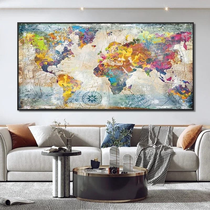 "Quadro astratto 'Mondo in Trame Colorate' con intrecci di colori vivaci e dinamici, ideale per arredamenti moderni."