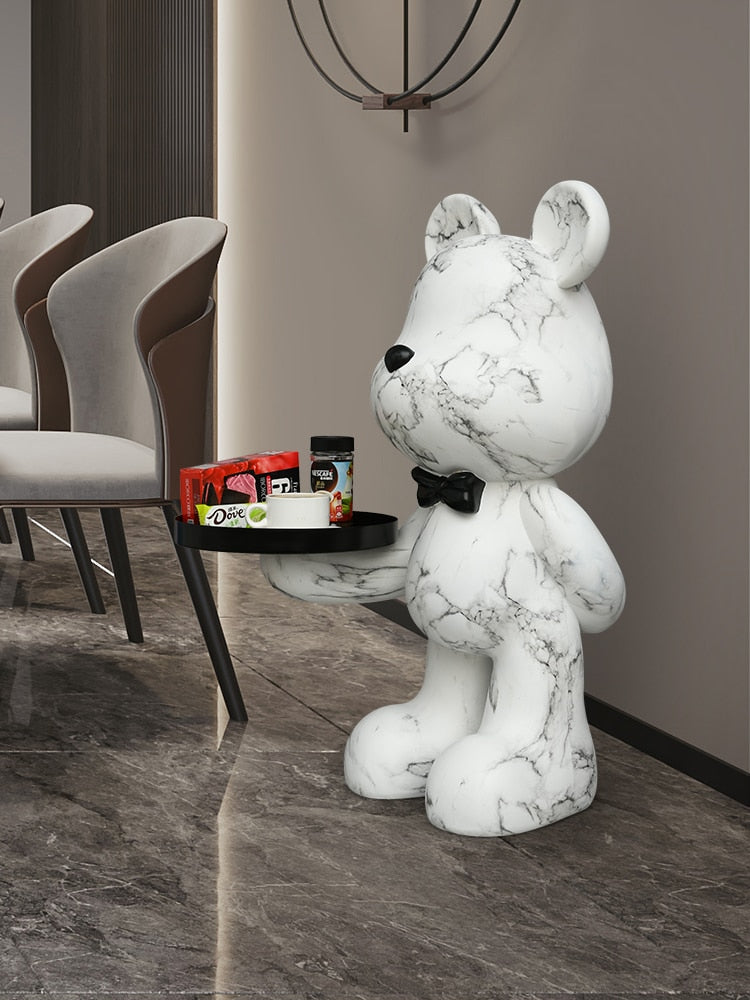 Tavolino a forma di orso con vassoio, design moderno e ironico, ideale per interni creativi e arredamenti originali.