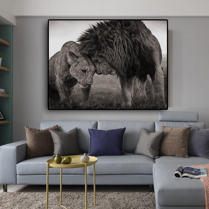 Quadro Leone e Leonessa, un dipinto che rappresenta la maestositĂ e la forza di questi animali, ideale per arredare con eleganza e simbolismo.