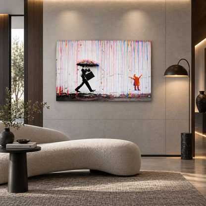 Businessman Under the Rain Banksy: quadro street art con un uomo d'affari sotto la pioggia colorata. Stampa su tela graffiti moderna e provocatoria, perfetta per arredo contemporaneo.