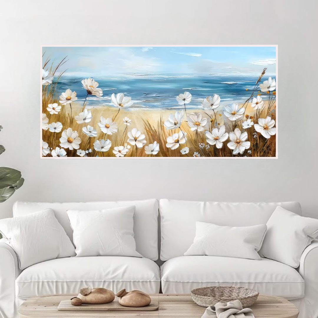 Quadro Profumo d’Estate con fiori bianchi e vista mare, ideale per arredare salotto e camera con uno stile elegante e naturale