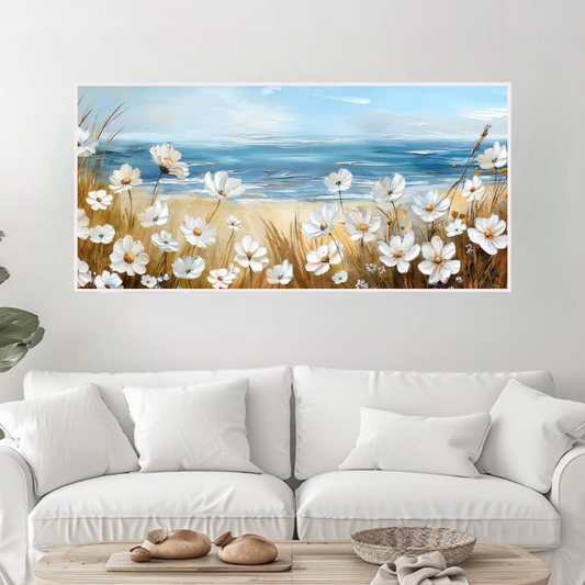 Quadro Profumo d’Estate con fiori bianchi e vista mare, ideale per arredare salotto e camera con uno stile elegante e naturale