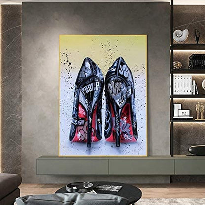 Quadro moderno "Tacchi Lover Graffiti" con elementi di graffiti artistici e tacco rosso su sfondo urbano.