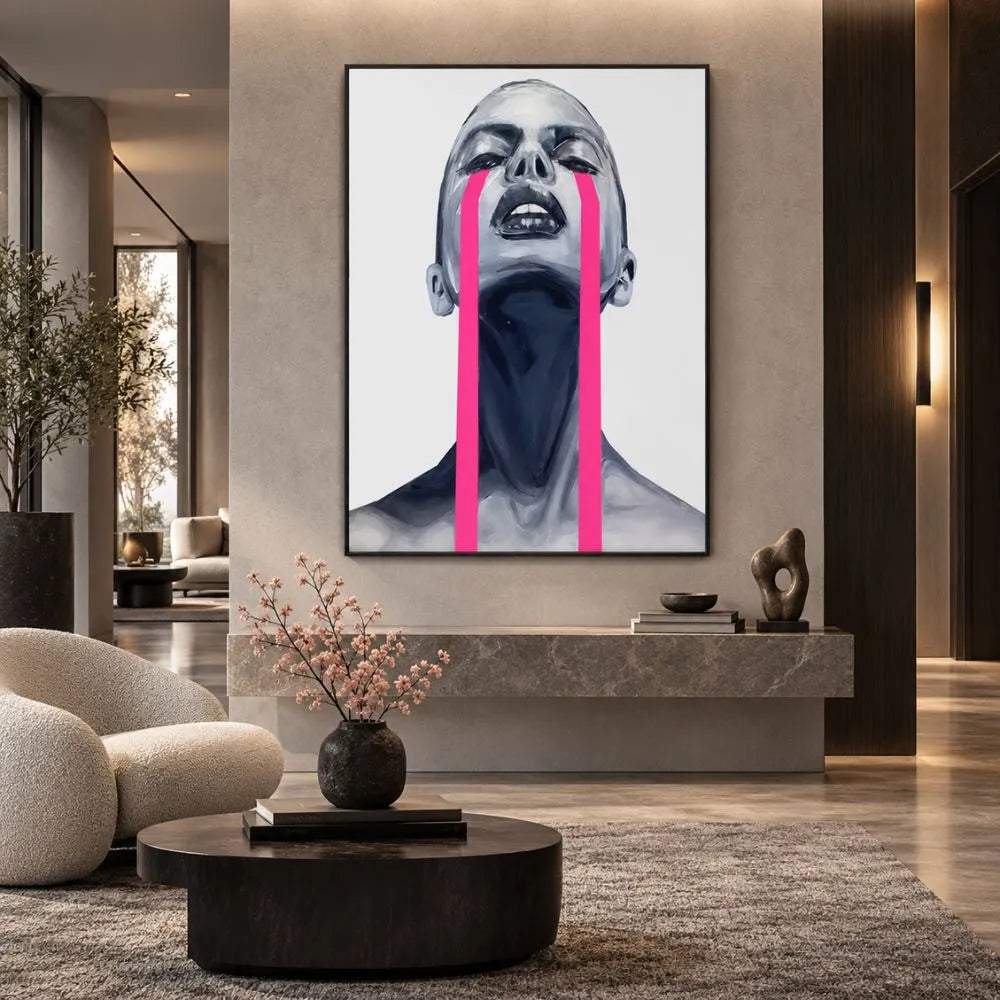 Lacrime Rosa quadro moderno su tela con volto femminile in bianco e nero e colature rosa con cornice nera per soggiorno moderno