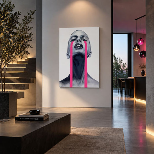 Lacrime Rosa quadro moderno su tela con volto femminile in bianco e nero e colature rosa per soggiorno moderno