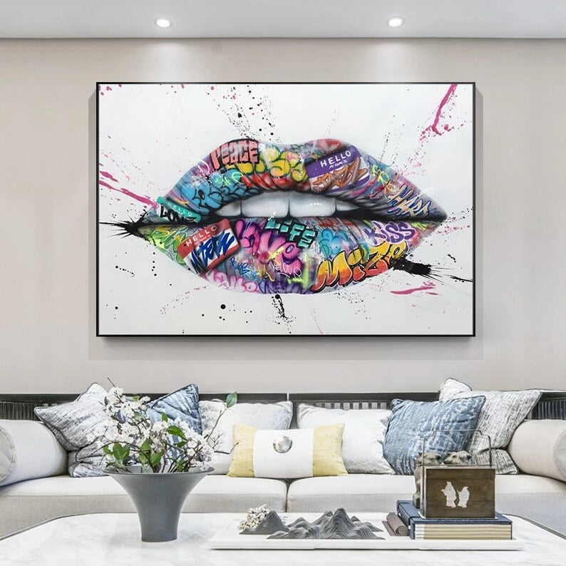 Quadro “Lips Graffiti”: labbro che si morde in colori vivaci su sfondo bianco su tela.