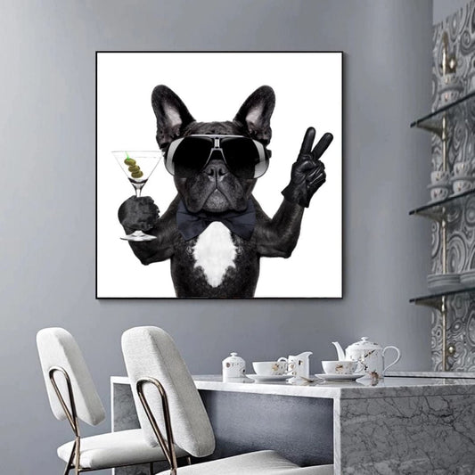 Quadro moderno con ritratto di bulldog francese con occhiali e cocktail di martini